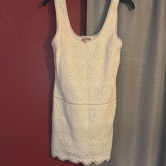 Juicy Couture Cream Lace Tank Top - Picture 2 of 5